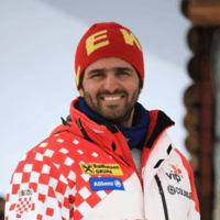 Hossein Saveh Shemshaki